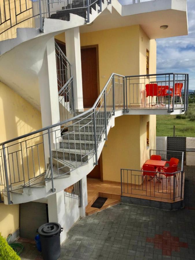Shyqi Apartments Велипойе Экстерьер фото